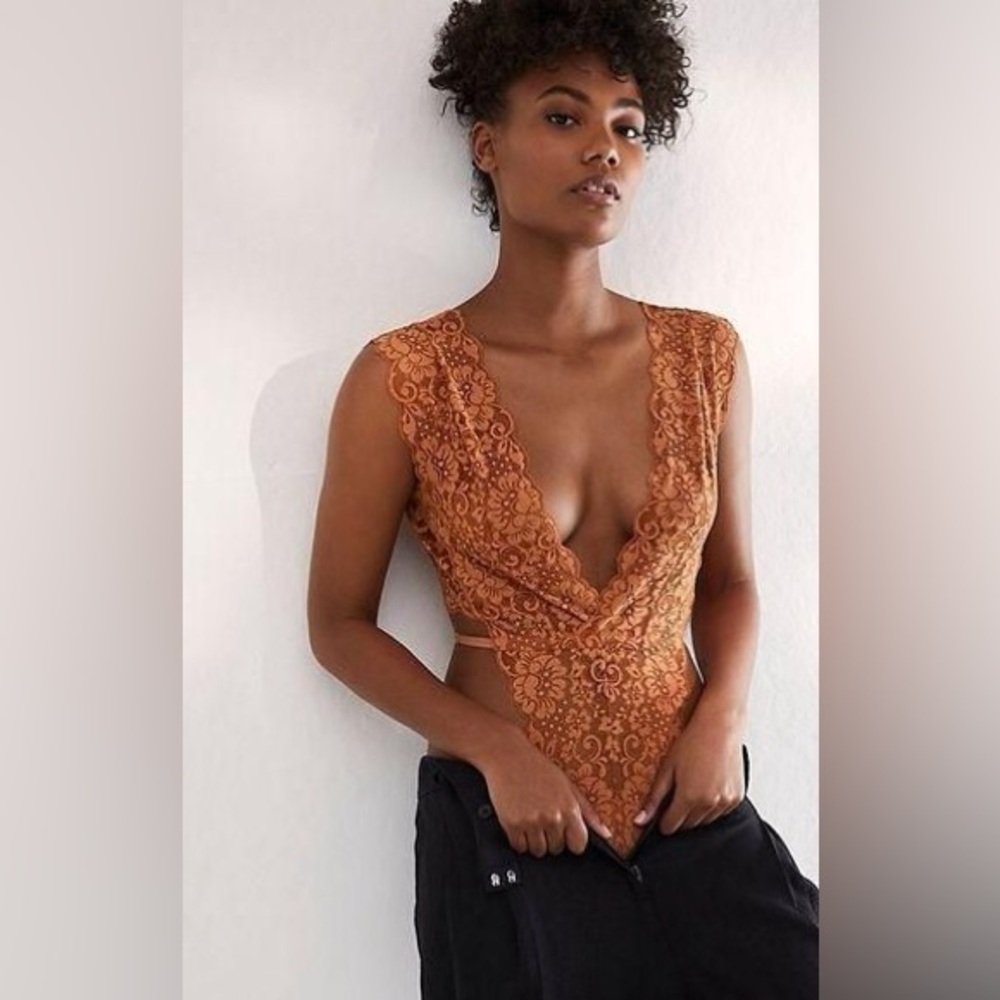 NWT We Are HAH Free People Cut To The Chase Lace Bodysuit, Brown Sugar, Size XS